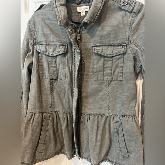 Women’s jacket - Picture 2 of 12